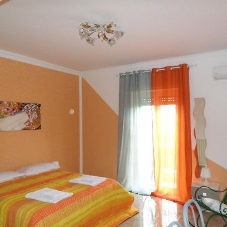 B&B Villino Lory มารีโน ห้อง รูปภาพ