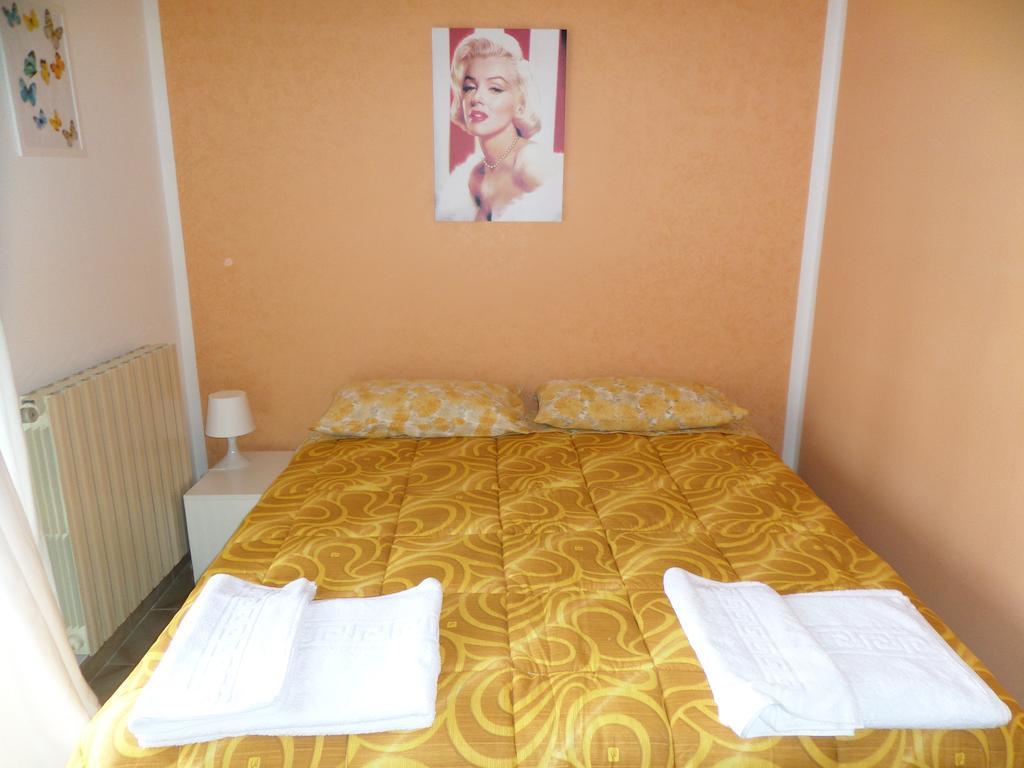 B&B Villino Lory มารีโน ห้อง รูปภาพ